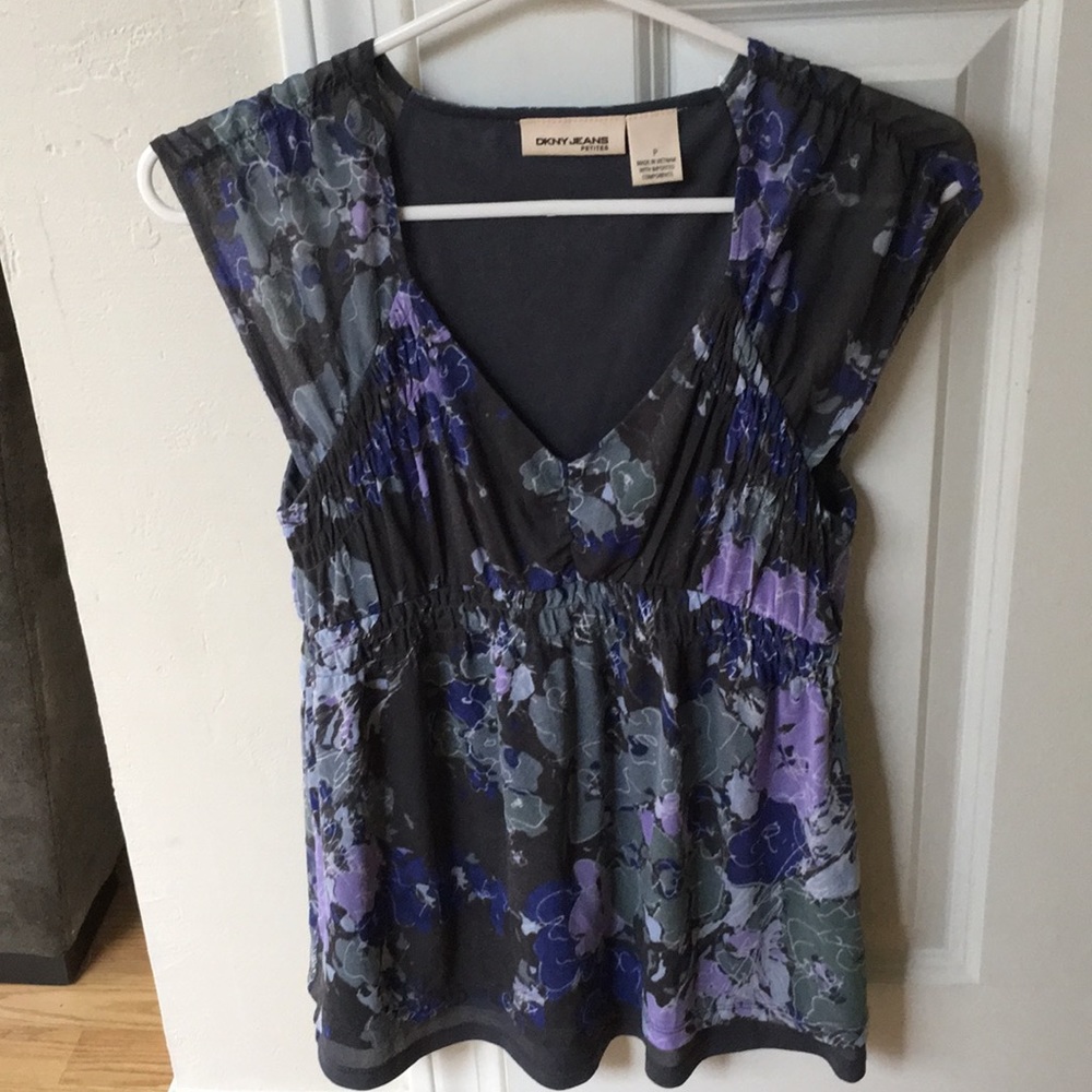Size P DKNY Cap sleeve Gray & purple empire waist